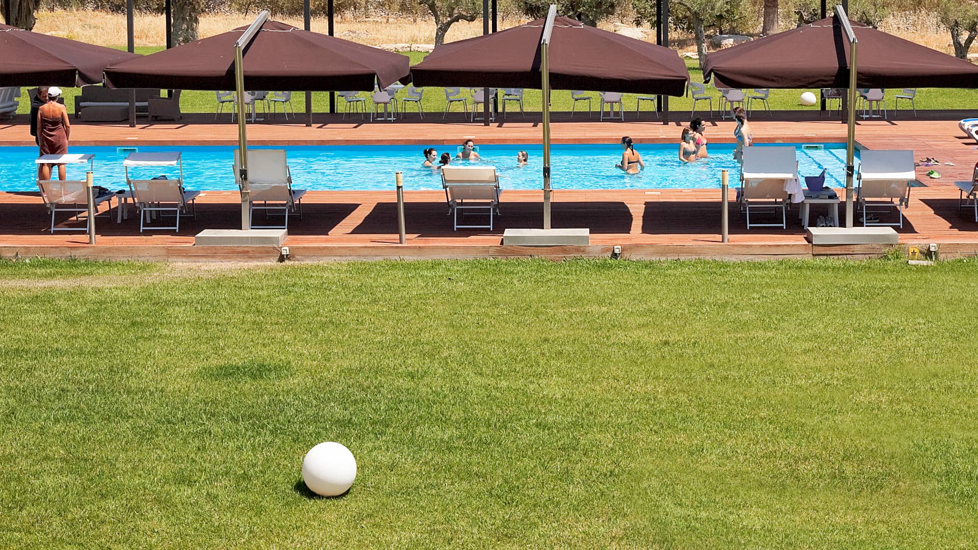 La Piscina di Villa Carlotta Hotel, giardino